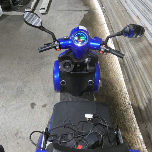 3139 - 1 x Green Power model Fastest Blue battery powered mobility scooter supplied with key and 4 x spare ... 