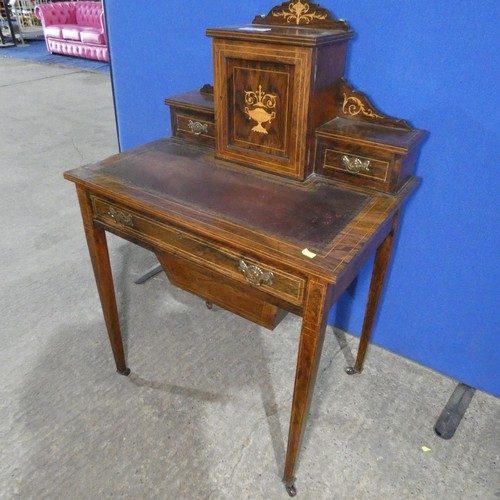 4400 - An Edwardian marquetry inlaid rosewood bonheur-du-jour with leathered writing surface, trinket drawe... 