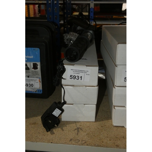 5931 - 4 x Bedsons L18R rechargeable LED lights