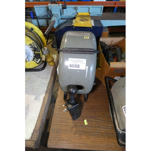 6088 - 1 x Marcaddy extension lead 240v