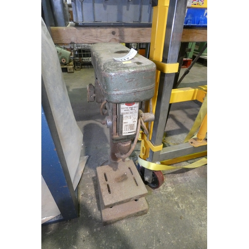 6117 - 1 x Astra model 200 bench top pillar drill 240v
Working When Tested