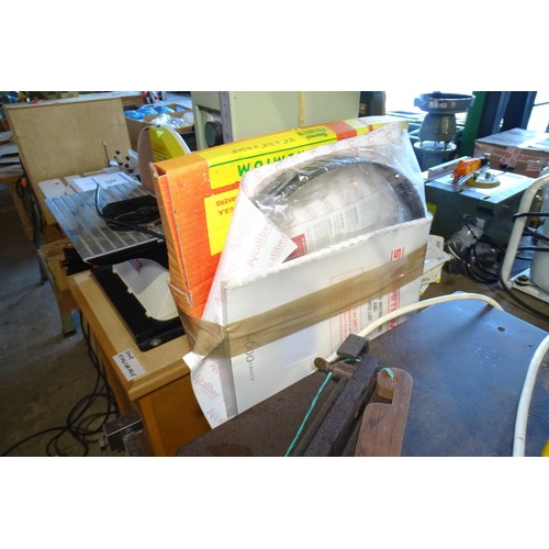 6113 - 1 x Startrite 352 floor standing bandsaw 240v supplied with several spare blades
Working When Tested