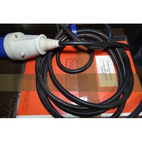 6115 - 1 x Sedgwick PT thickness planer 240v max width approx 10 inch / 26cm