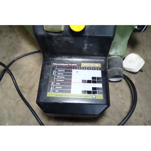 6096 - 1 x Proxxon small bench top disc sander 240v
Working When Tested