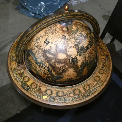 7442 - A mid 20th century vintage bar globe drinks/cocktail cabinet, approximately 74 cm diameter