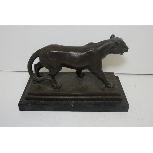 7230 - A bronze sculpture of a walking Panther or mountain lion, attributed to Antoine-Louis Barye