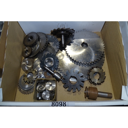 8098 - 1 Box containing a quantity of various slitting saws and milling cutters
