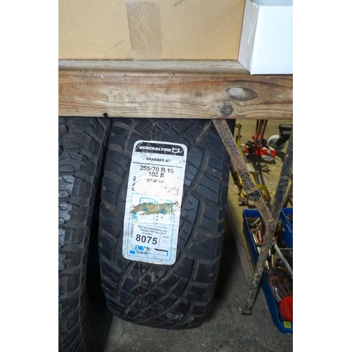 8075 - 1 x unused GeneralTire Grabber AT tyre size 255/70 R15 108S BSW FR