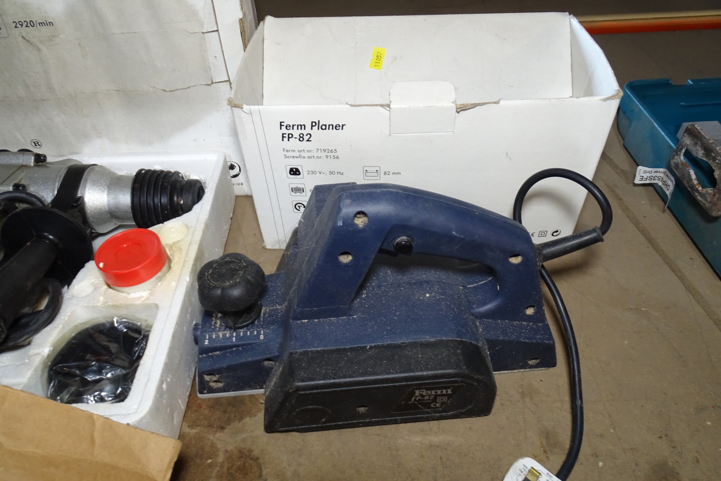 A quantity of various tools by Ferm to include a plunge router, a ...