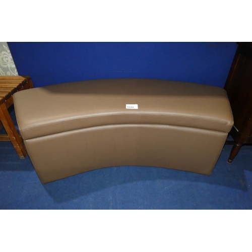 Lot 1044      
