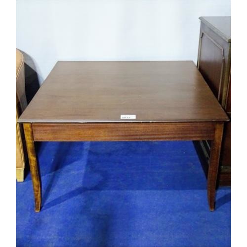 Lot 1032      