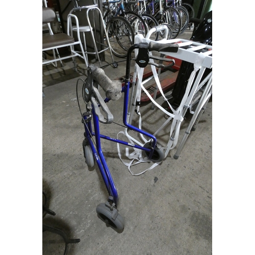 Lot 3049      