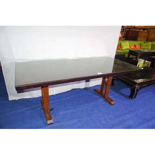 Lot 1040      