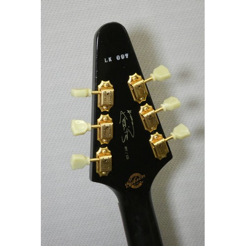 2 - 1 x Gibson Custom Lenny Kravitz '67 Flying V Electric Guitar 2003/04 - SN: LK097 - No 97/125  This g... 