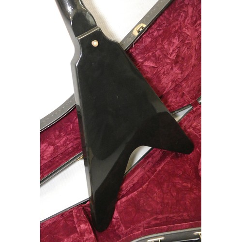 2 - 1 x Gibson Custom Lenny Kravitz '67 Flying V Electric Guitar 2003/04 - SN: LK097 - No 97/125  This g... 