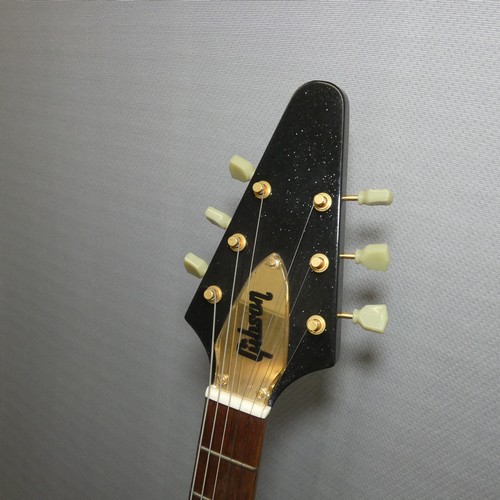 2 - 1 x Gibson Custom Lenny Kravitz '67 Flying V Electric Guitar 2003/04 - SN: LK097 - No 97/125  This g... 