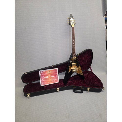 2 - 1 x Gibson Custom Lenny Kravitz '67 Flying V Electric Guitar 2003/04 - SN: LK097 - No 97/125  This g... 