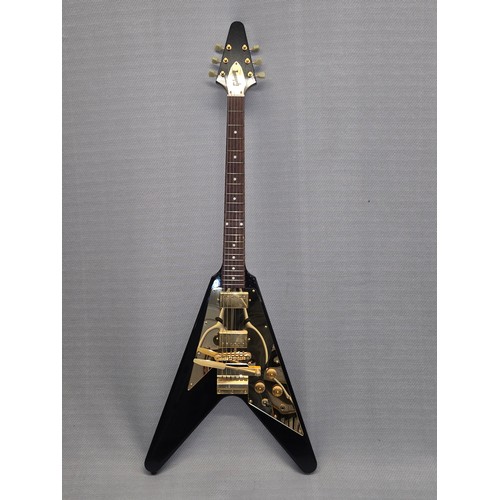 2 - 1 x Gibson Custom Lenny Kravitz '67 Flying V Electric Guitar 2003/04 - SN: LK097 - No 97/125  This g... 