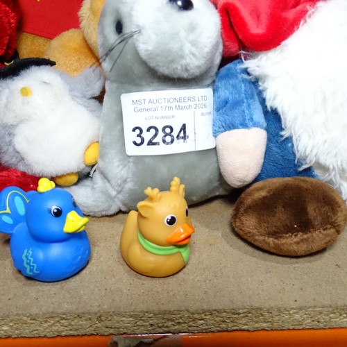 3284 - A quantity of various teddies and plushie toys - Contents of 1 shelf