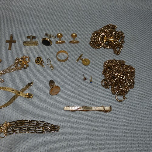 4215 - A collection of miscellaneous yellow metal costume jewellery and trinkets