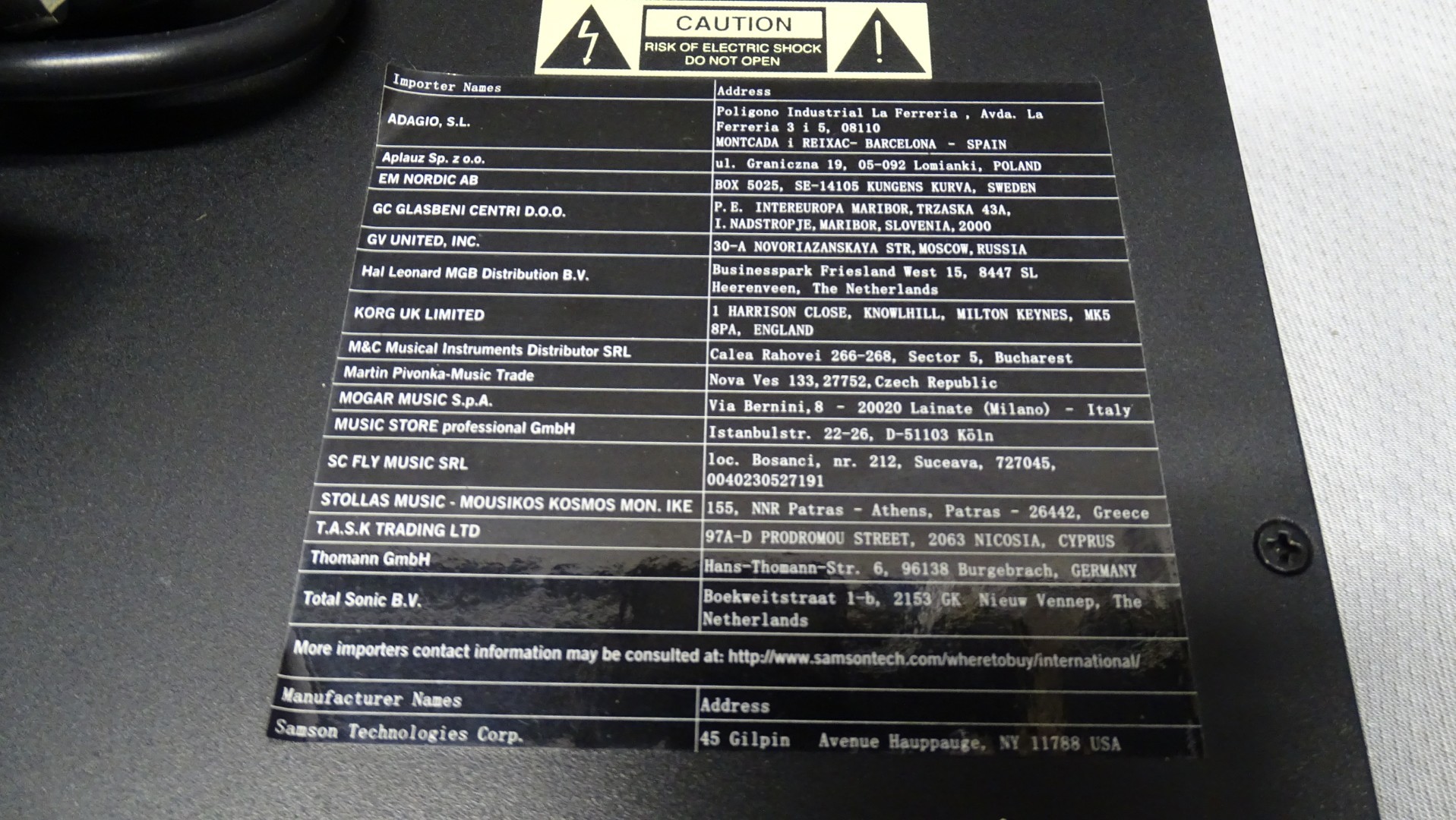1 x Samson PowerStrip PS10 AC Distribution System and 1 x Samson ...