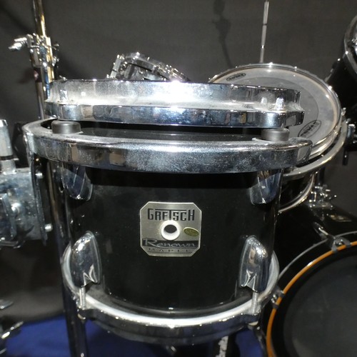 1 - A Gretsch Renown Maple Drum Kit with Evans drum skins to include 1 x 10