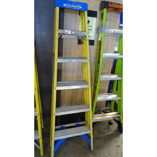 Lot 6033      