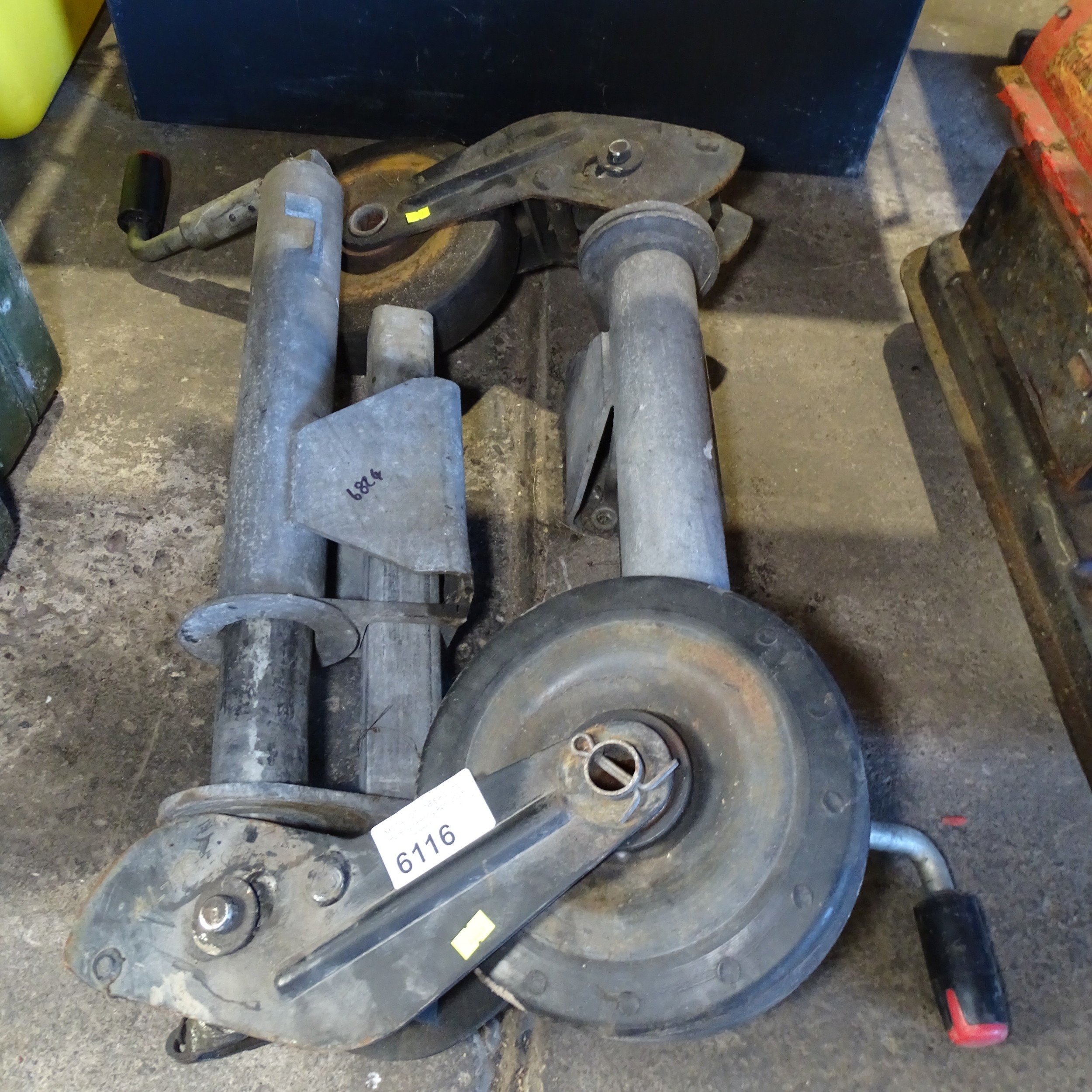 2 x Large Jockey wheels