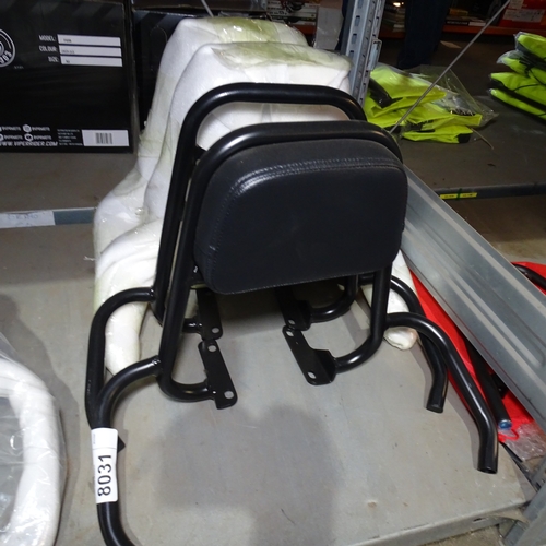 Lot 8031      