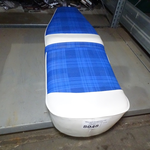 Lot 8048      