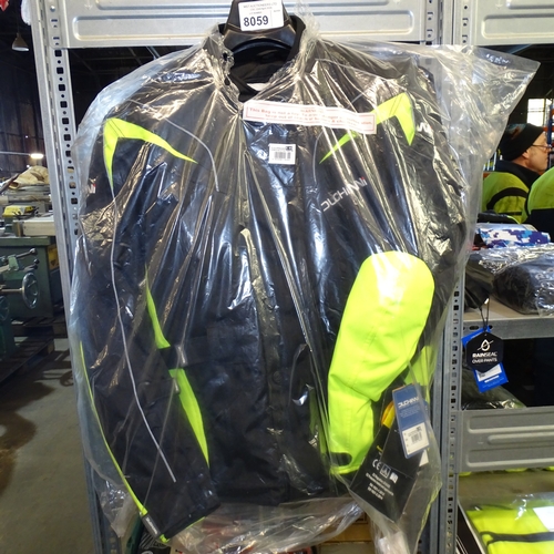 Lot 8059      