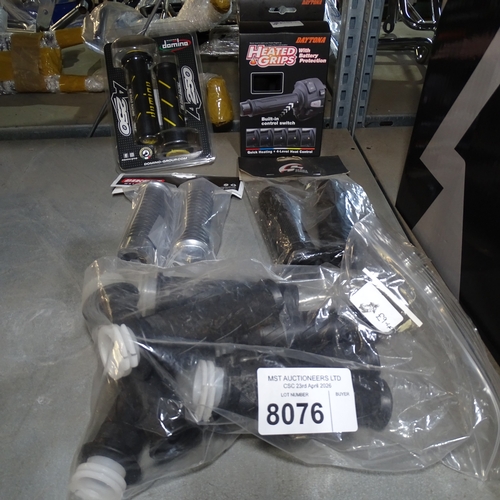 8076 - A quantity of various handle bar grips to include a pair of heated grips by Daytona with an RRP of &... 