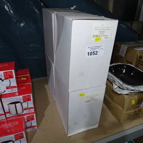 Lot 1052      