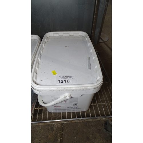 Lot 1216      