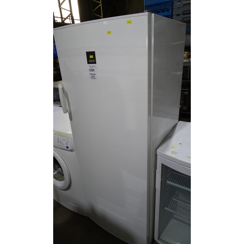 1299 - A tall 155cm upright fridge by Zanussi TradeTested Working