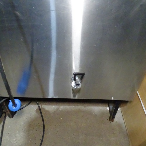 VAT. A counter height Ham boiler by Flevasava 240v trade