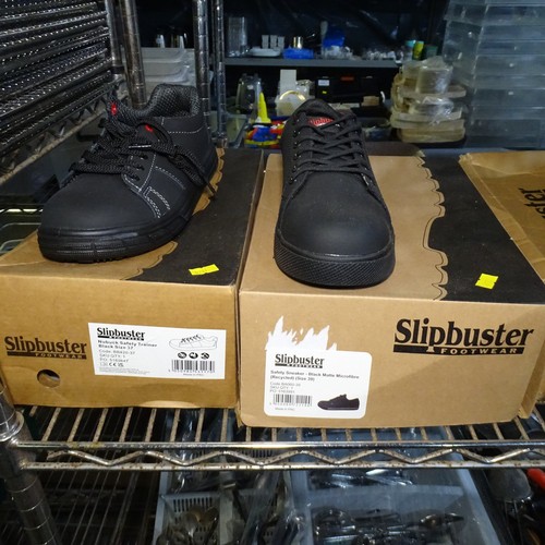 1244 - 6 pairs of slipbuster catering steel toecap shoes in various sizes, EU 37-39-42-&43