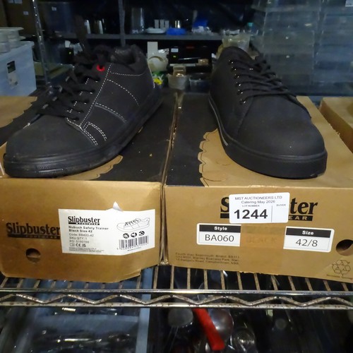 1244 - 6 pairs of slipbuster catering steel toecap shoes in various sizes, EU 37-39-42-&43