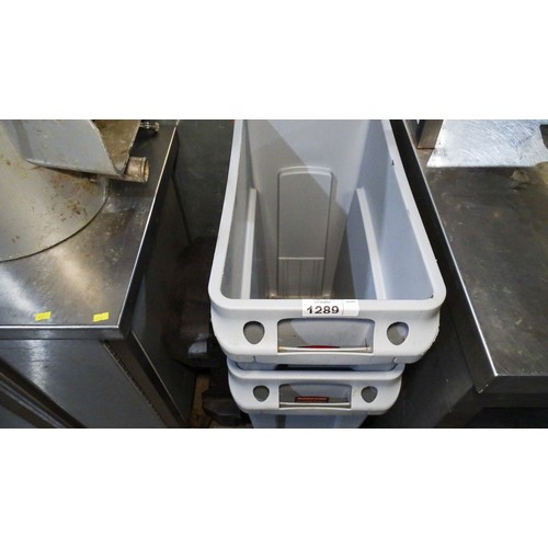 1289 - 2 x mobile bins by rubbermaid (no lids)
