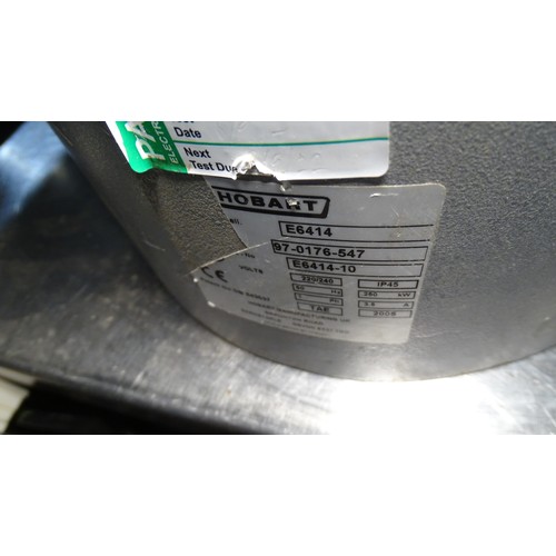 1290 - VAT. A commercial counter top potato rumbler peeler by Hobart trade.Tested Working ... 