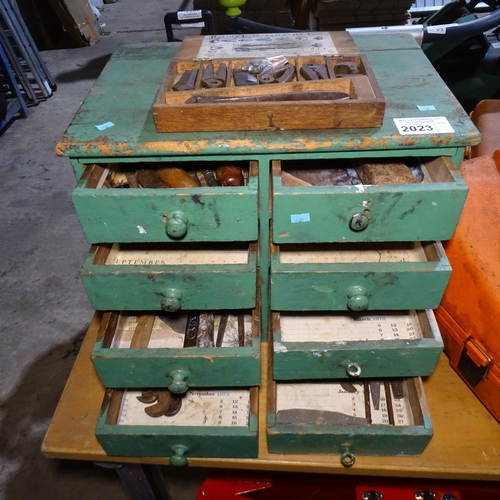 Lot 2023      
