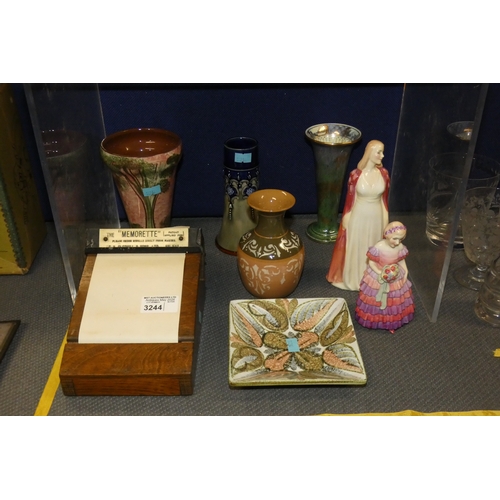 A vintage wooden memorette note taker, a decorative Doulton pottery ...