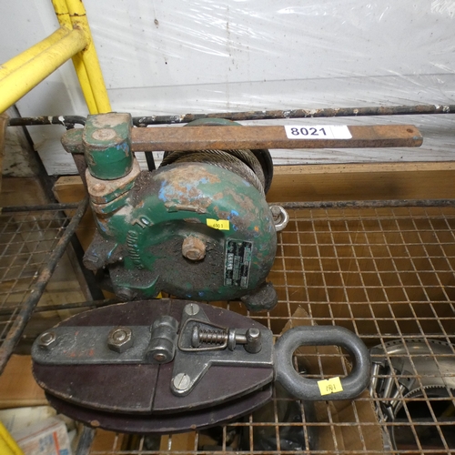 Lot 8021      