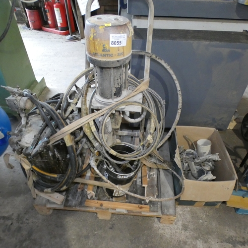 Lot 8055      