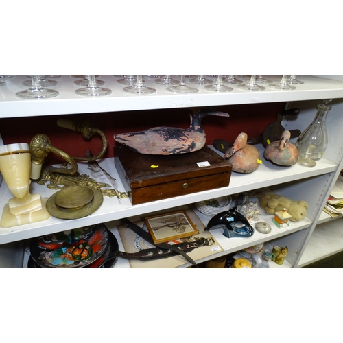 5028 - Three vintage wooden decoy ducks, various brass fittings, a glass decanter and other ornaments etc (... 