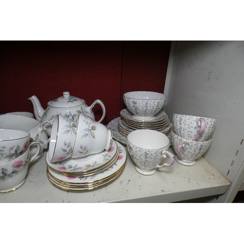 5010 - A quantity of Duchess teaware, Grafton teaware and other miscellaneous chinaware and other ornaments... 