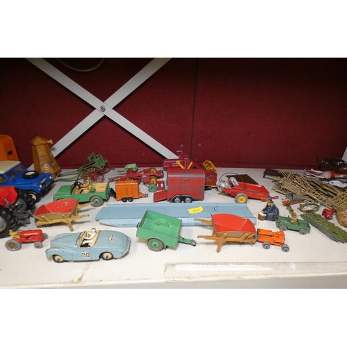 5016 - A quantity of miscellaneous vintage Dinky toys and others including; vehicles and farm animals etc (... 