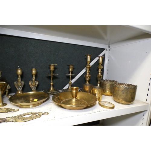 5031 - A large copper coal scuttle with shovel, various heavy weights, four pairs of brass candlesticks and... 