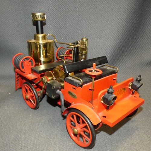 5059 - A Wilesco D305 live steam powered model fire engine with box