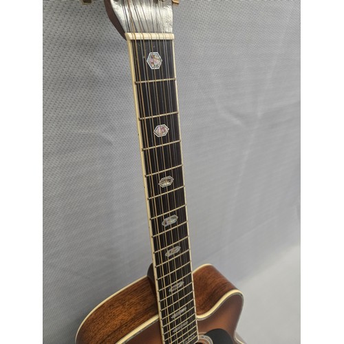 5282 - 1 x MC12-41 Martin Richie Sambora Signature Sunburst #15 of 200, Twelve String with a Fishman Ellips... 